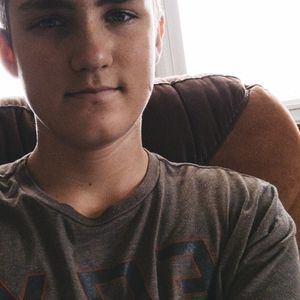 Meet your Posher, Devon